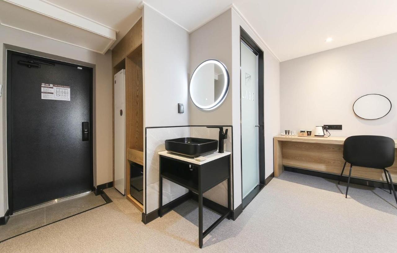 Labe Hotel Jeonju Luaran gambar